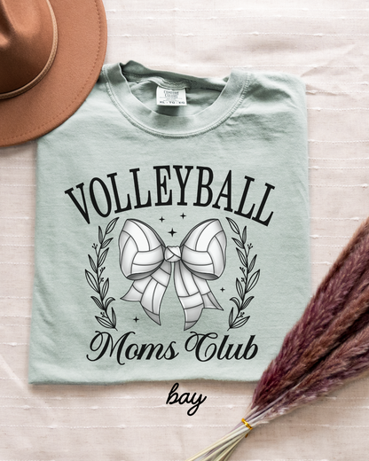 Volleyball Mom's Club Green BAY Heavyweight Cotton Women's Graphic Tee