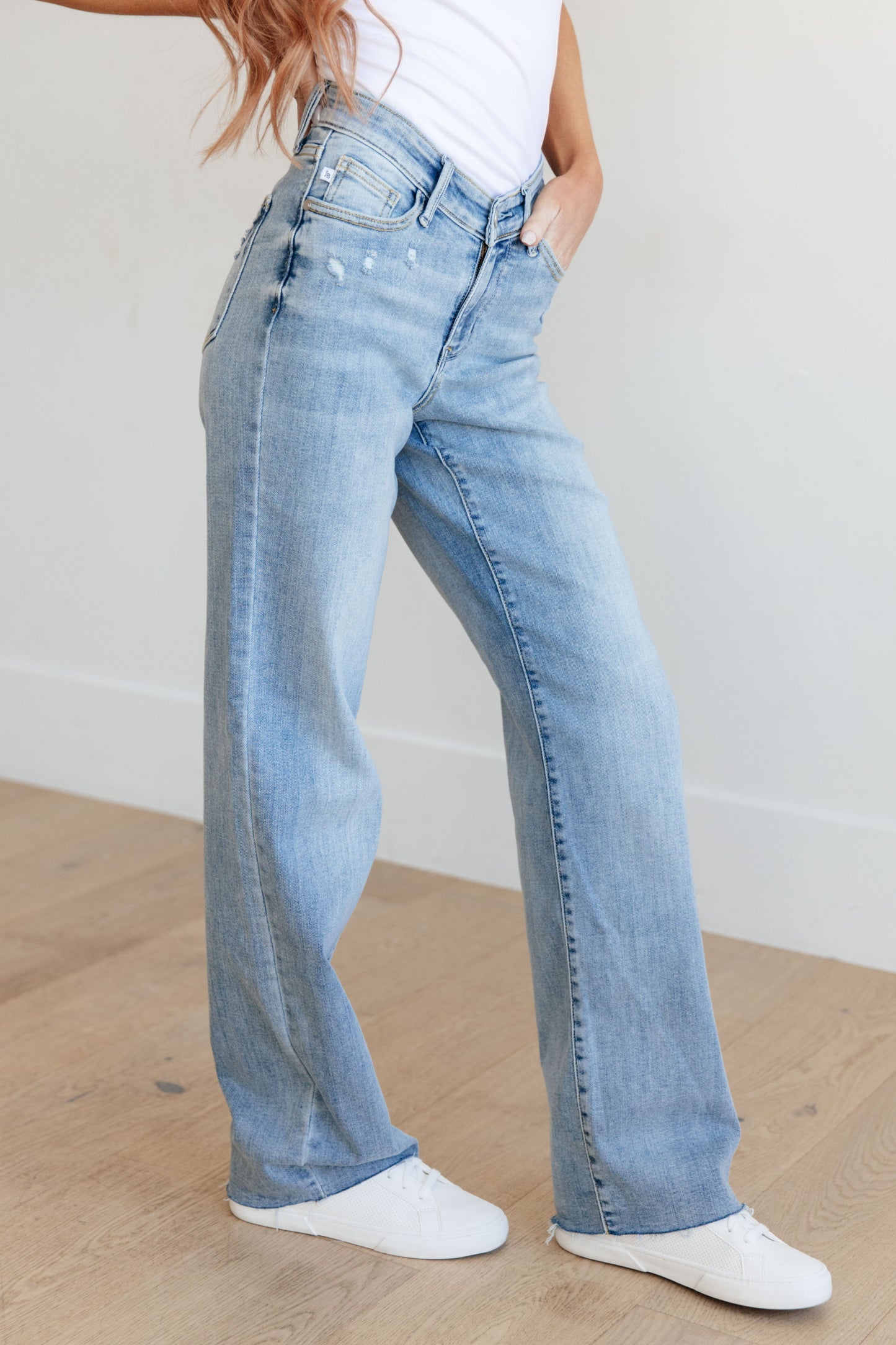 Mildred High Rise V Front Waistband Straight Jeans | Judy Blue